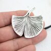 Gingko leaf Pendant, Nature, 5x4,8 cm