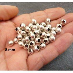 30 pcs. round metal Beads 8 mm Antique Silver