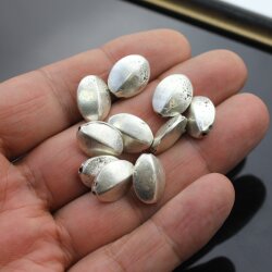 10 oval Facetted  Beads