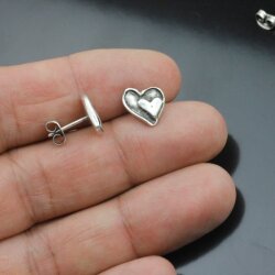 Heart stud earrings, 1,0x1,0 cm