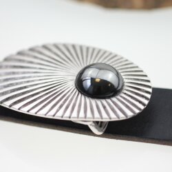 Belt Buckle oval sun, 9,0x5,8 cm with jet hematite Cabochon<br>per pcs.