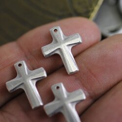 10 Kreuz Anhänger 19x15 mm, altsilber