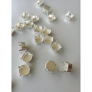 Aufnhkessel mit Boden fr 10 mm Rivoli und Chaton Swarovski Stein