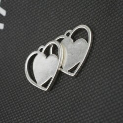 10 Heart Charms