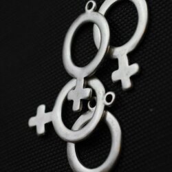 10 altsilber Anhänger Venus Symbol 34 x 24 mm