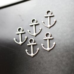 20 Antique Silver Anchor Charms Pendant