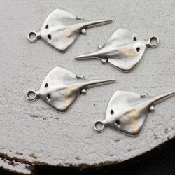 5 Stingray Charms Pendants 46 x 25 (Ø 3 mm)