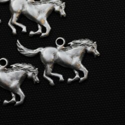 5 Horse Charms Pendants 60x19 (Ø 3 mm)