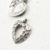 10 Wing Heart Charms 31x26 (Ø 3 mm)