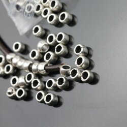 100 Metallperlen 4x5 mm (Ø 3 mm)