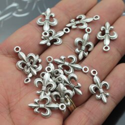 10 Anhänger Fleur de Lis 24x14 mm (Ø 2 mm)