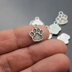 20 Paw Charms Pendants 12 mm (Ø 2 mm)