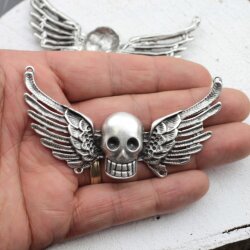 1 Skull Angel Wings Connector Charm 90x37 mm (Ø 1,5 mm)