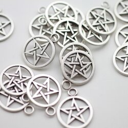 10 Star Pendants Charms 20 mm (Ø 3 mm)