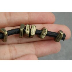10 Irregular Metal Beads 10x10 mm (Ø 5 mm) Antique...