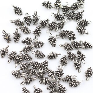 20 Tannenzapfen Charms Anhänger 12x6 mm (Ø 1.8 mm)