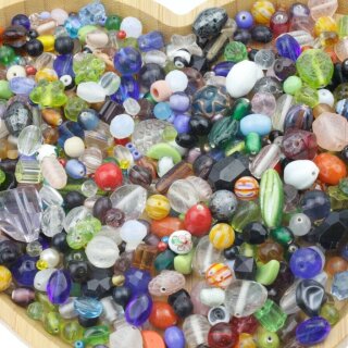 Bunter Perlenmix in vielen Formen, Gren, Farben und Materialien, ca. 450 gr,
