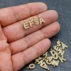 Süße Buchstaben Anhänger Charms mit Kristallen, Gold