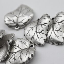 10 Blatt Charms, Anhänger