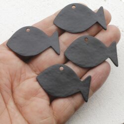 5 Fish Pendants Matt Black