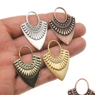 5 Tribal Charms Anhnger