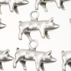 5 Antique Silver Pig Charms