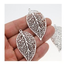 5 Leaf Charms Pendant