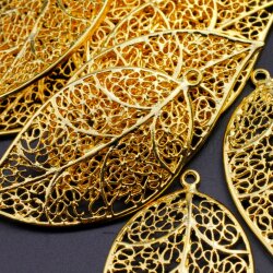 1 Leaf Charms Pendant, Gold