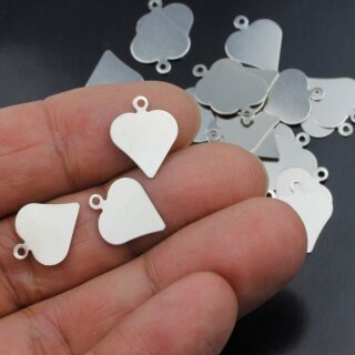 20 Heart Charms