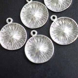 5 Sonnen Charms, Anhnger