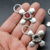 Kreuz Anhänger Fassung für 8 mm Chatons Kristalle, Altsilber