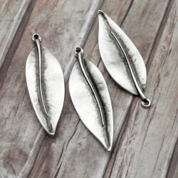 10 pcs. Leaf Charms Pendant