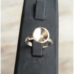 Ring setting with 16 mm loop for 8 mm Rivoli Swarovski Crystals