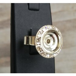 Ring setting for 12 mm Rivoli Crystals