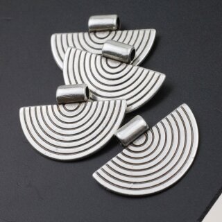 5 Halbmond Anhnger, Ethnische Anhnger, altsilber