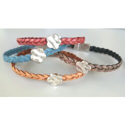 Cute braided leather bracelet Flower with magnetic closure