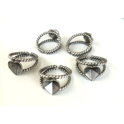 Ring setting twisted for 11x10 mm Heart Fancy Swarovski Crystals