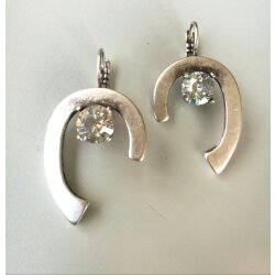 Wunderschöne Ohrringe mit 8 mm Kristallen, handgefertigt