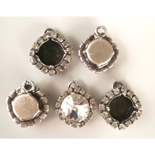 Pendant setting with crystal border für 10 mm Chatons,...