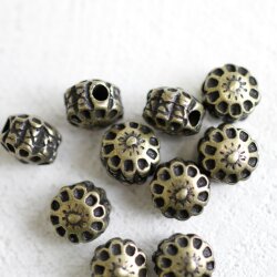 10 Thorne Flower Beads, Antique Bronze