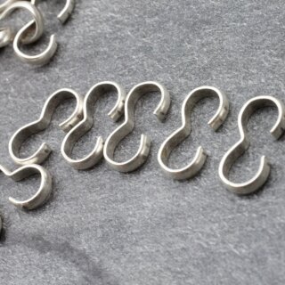 20 Metallperlen Klemmen, Schmuckverbinder 18x3 mm ( 5-6 mm)