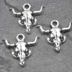 Bull Head Charm, Longhorn skull pendant, Cattle Skull Pendant, Buffalo, Skull