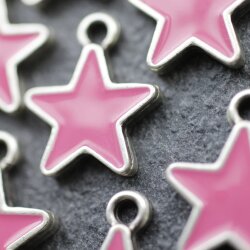 10 Stern Charms Anhänger mit Pinker Emaille