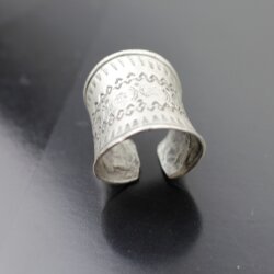 Ethnic Silber Ring