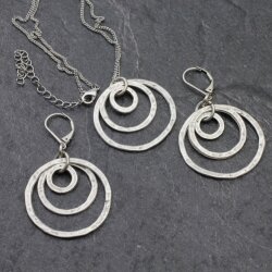 10 Ring Circle Charms Pendant, Three Ring Charms