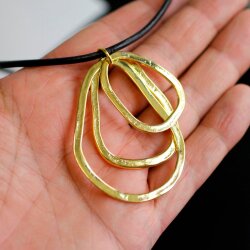 1Three Generations Pendant, Three Oval Ring Pendant