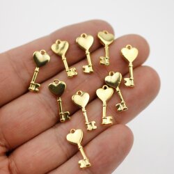 20 Heart lock metal Charms Pendant, Gold