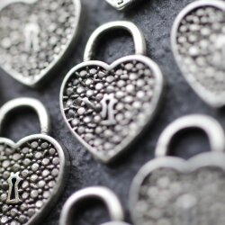 20 Padlock Heart Charms, Micro Pave look, Silver Heart Pendant