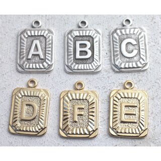 Buchstaben Anhänger, Charms - gold