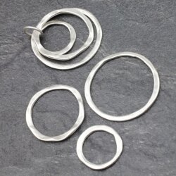 5 Kreise Anhänger, Drei Ring Anhänger, Altmessing